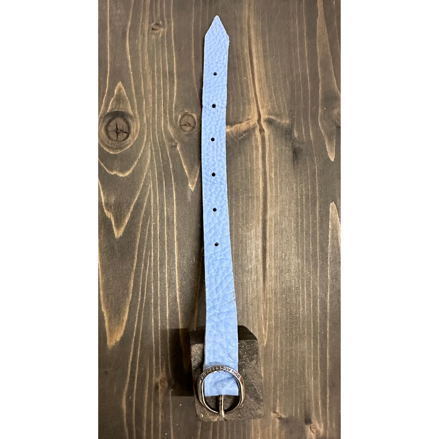 Bracciale ellipse elegante BDG Accessories in pelle azzurra con fibbia metallica rotonda