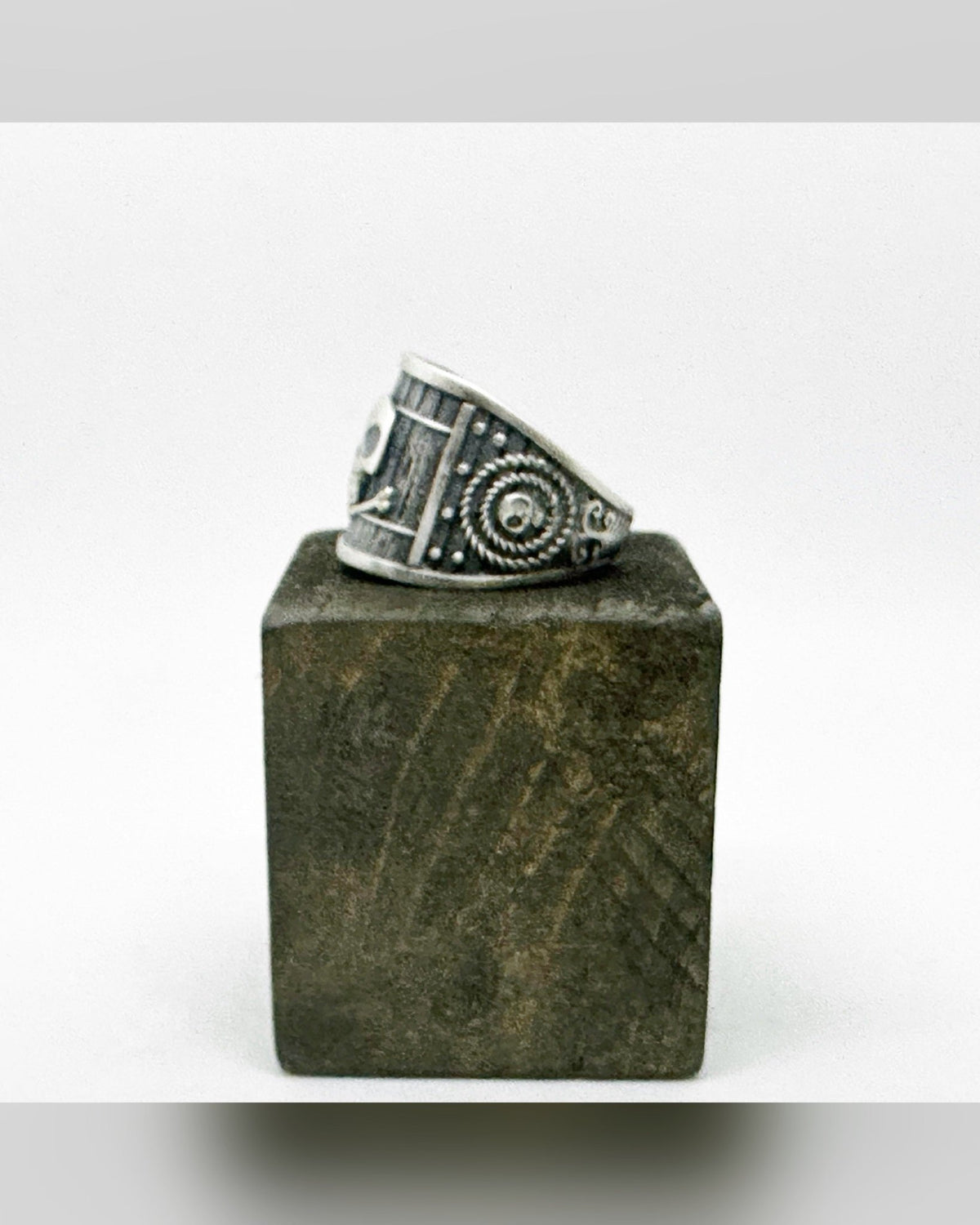 Anello Il Corsaro — Argento 925 o Bronzo Uomo | Black Sails, Made in Italy - BDG Accessories