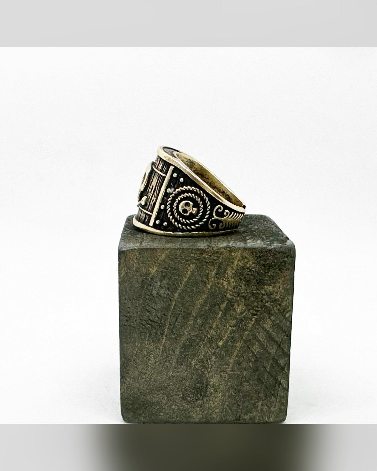 Anello Il Corsaro — Argento 925 o Bronzo Uomo | Black Sails, Made in Italy - BDG Accessories