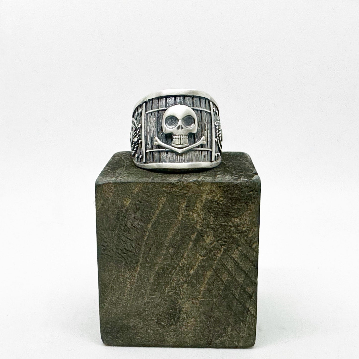 Anello Uomo Argento Black Sails: Accessorio da Pirata. BDG Accessories Anelli Pirates