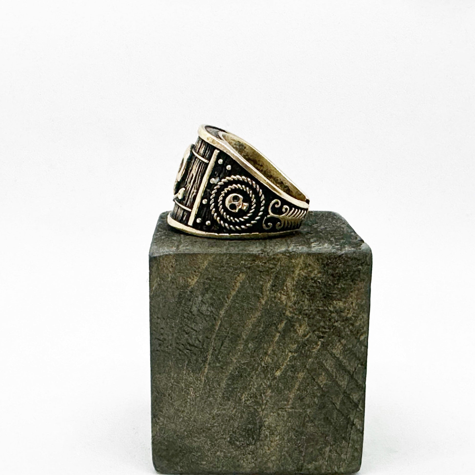 Anello Uomo Argento Black Sails: Accessorio da Pirata. BDG Accessories Anelli Pirates