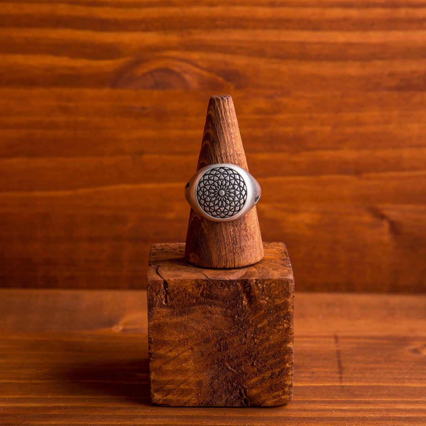 BDG Accessories Anello Chevalier Mandala Design Unico - BDG Accessories