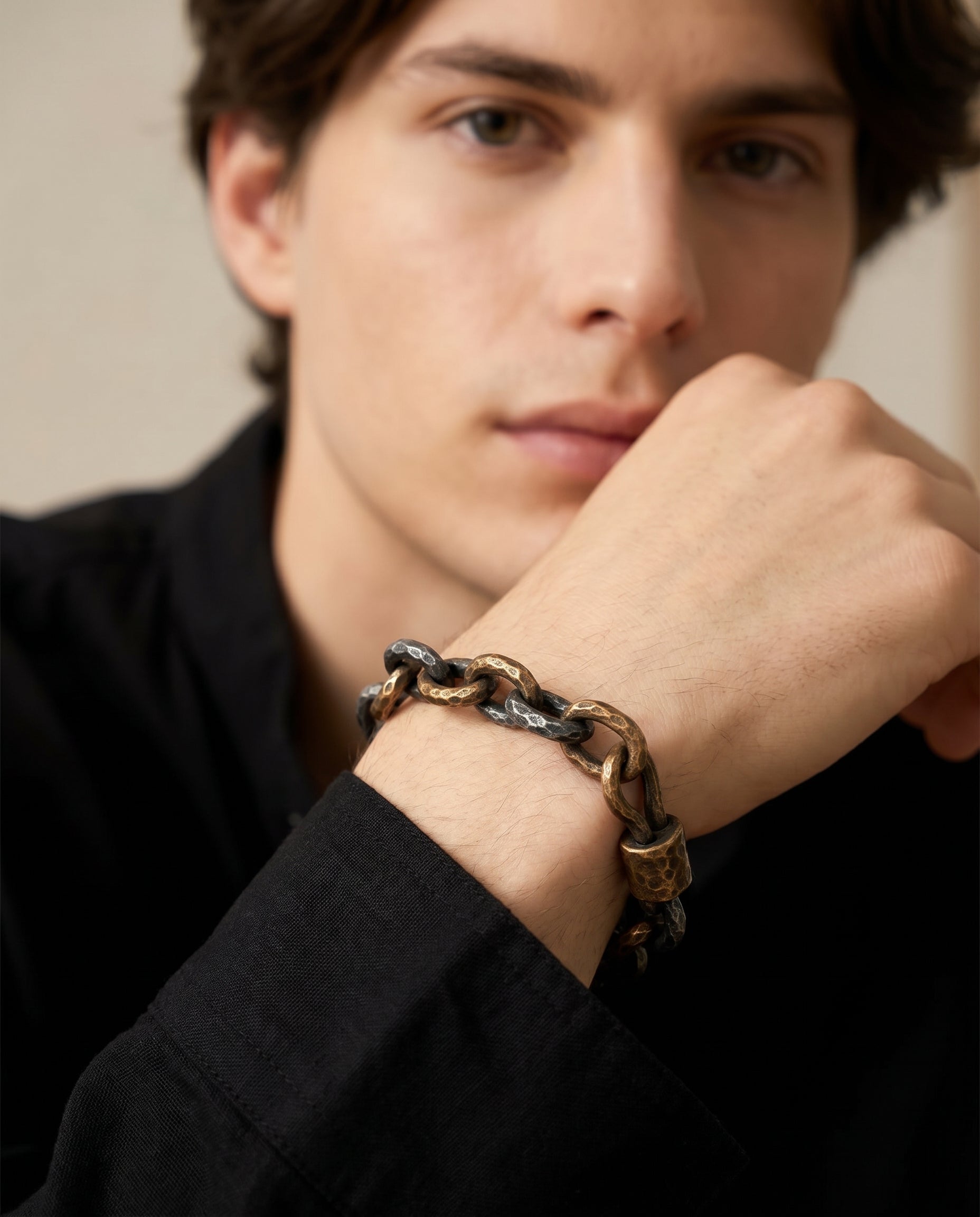 Bracciale in bronzo e in argento invecchiato: il gioiello ideale per le generazioni di guerrieri - BDG Accessories